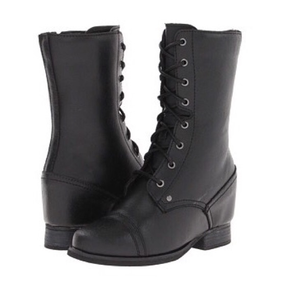 skechers hidden wedge boots